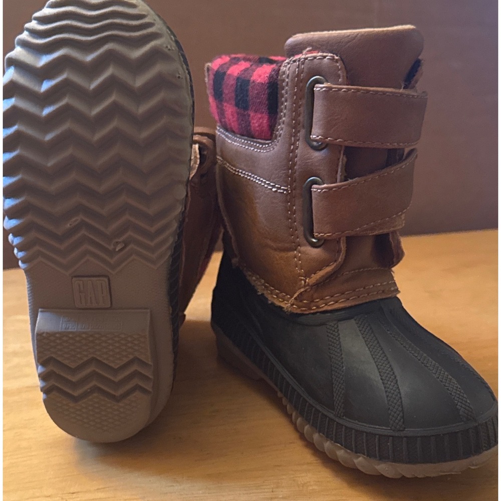 Gap Kids Duck Boots 3M Thinsulate 200 g Plaid Trim Hook Loop Toddler Sz 9 / 10